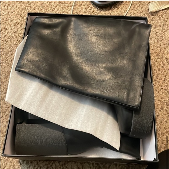 Lamoda SLICK NICKS PLATFORM KNEE HIGH BOOTS

NWT - Picture 2 of 6